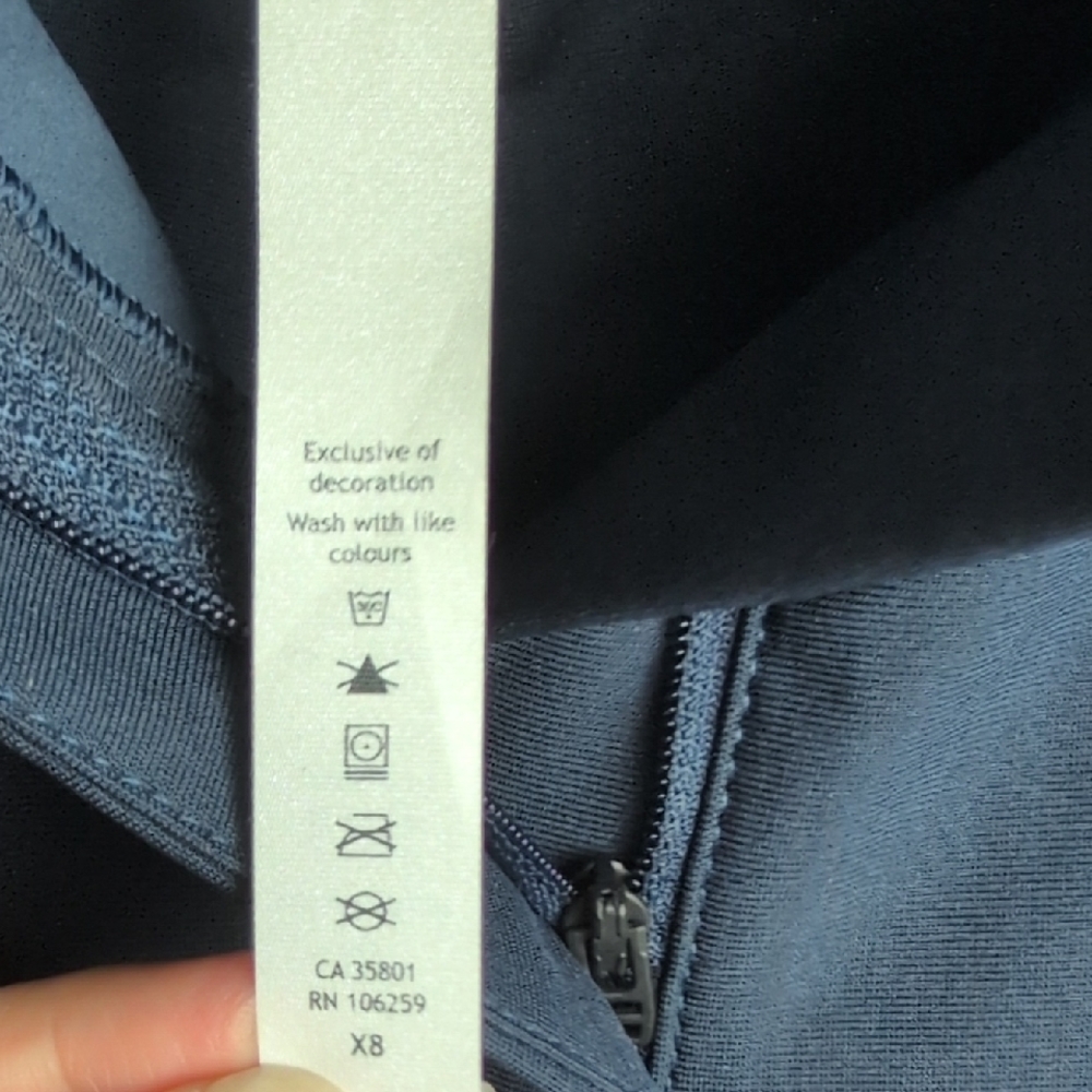 Lululemon Navy Straight Leg City Sleek 5 Pocket Wide-Leg Pant sz 6 fits like a 4 - Picture 9 of 13